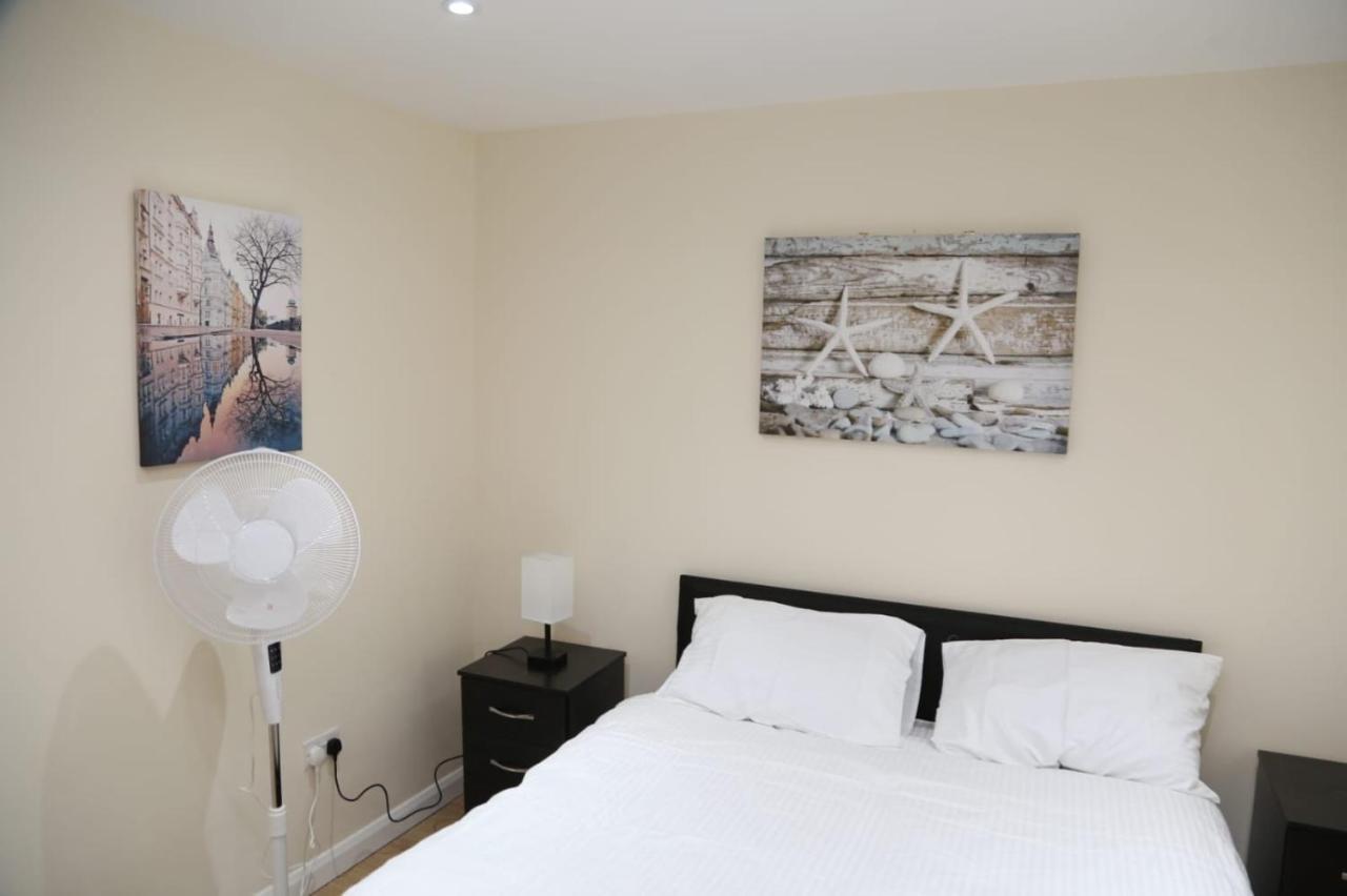 Erith A A Guest Rooms Thamesmead מראה חיצוני תמונה